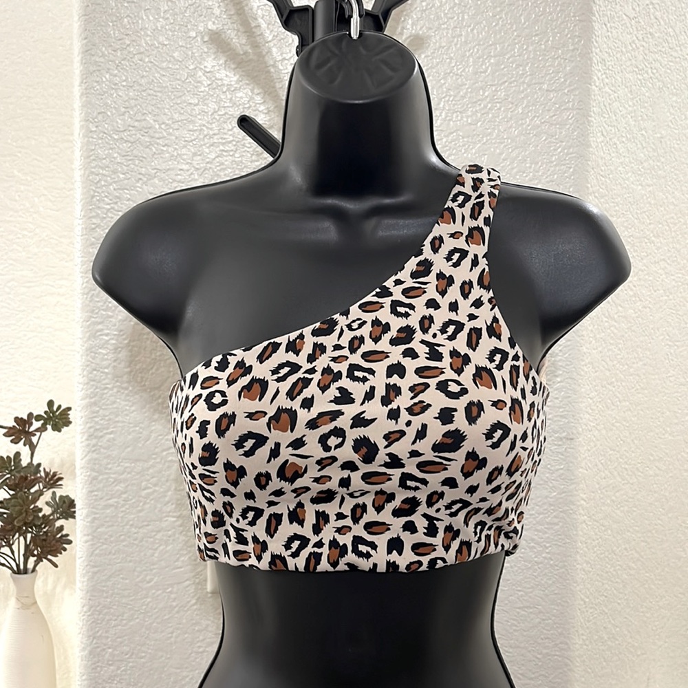 RYDERWEAR Adapt One Shoulder Sports Bra